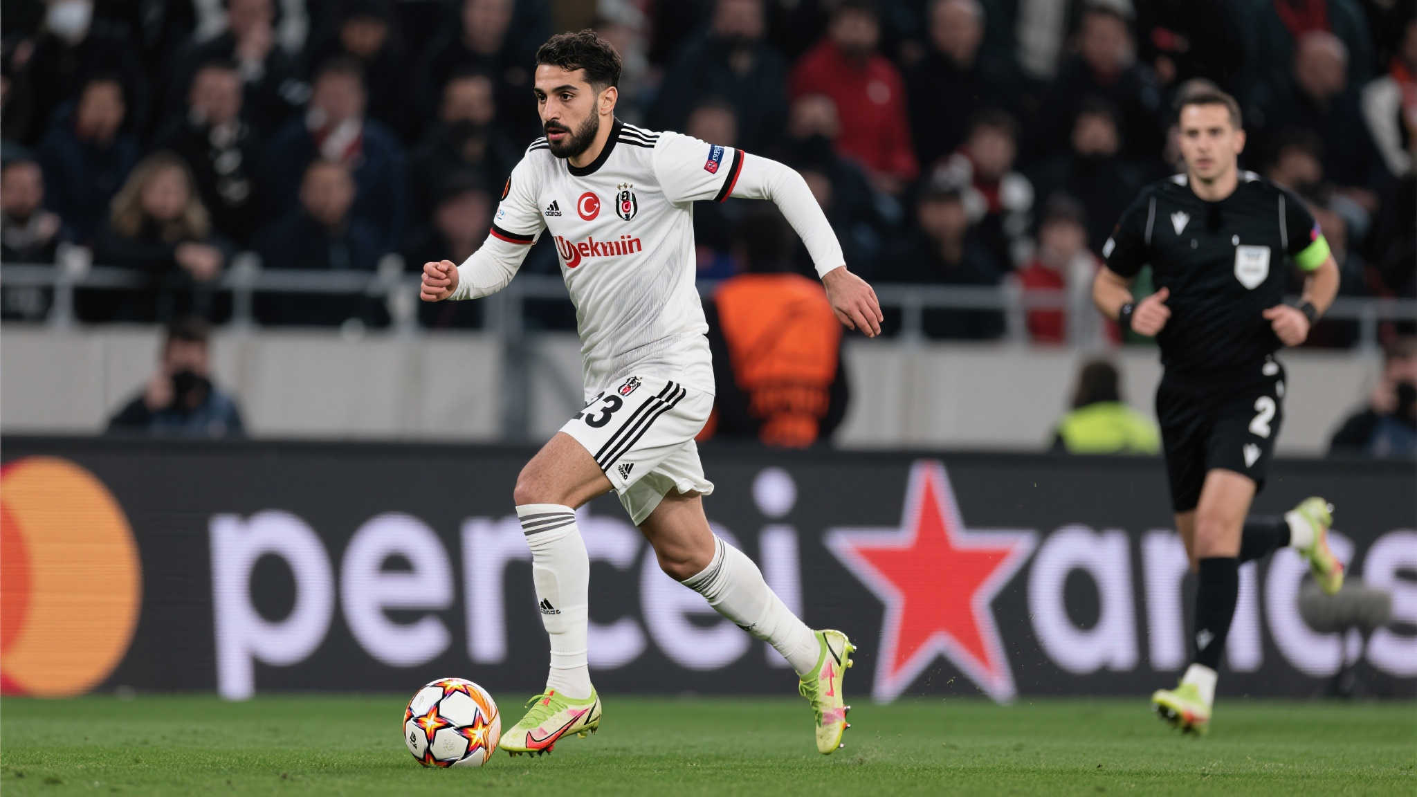 尤文图斯未来核心:伊尔迪兹成球队建队基石 技术全面助推他稳占主力位置
伊尔迪兹不仅具备卓越